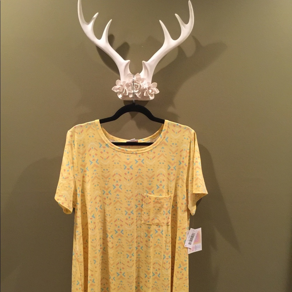LuLaRoe Carly